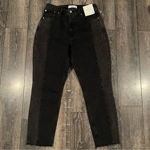 Abercrombie & Fitch Curve Love The Mom High Rise 29/27 New With Tags 8R